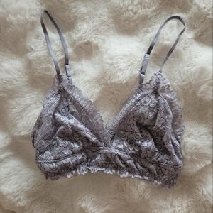 Aritzia bralette talula lavender
